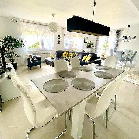 U Gosi Zator Villa Exteriör bild